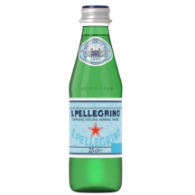 SanPellegrino Natural carbonated mineral water [verre]