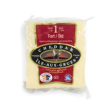Ile-aux-Grues 1 year old strong cheddar cheese