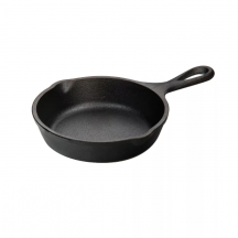 Lodge 8in cast iron skillet